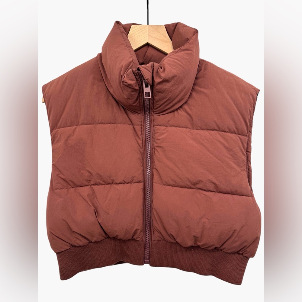 Zara Cropped Puffer Vest Full Zip
